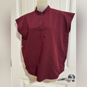 Figs Technical collection Women’s XS Burgundy Short Sleeve scrub top